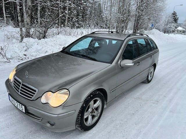 Begagnad 2007 Mercedes C180 Kombi | 32 000 kr (Marknadspris) - Bild 1/4