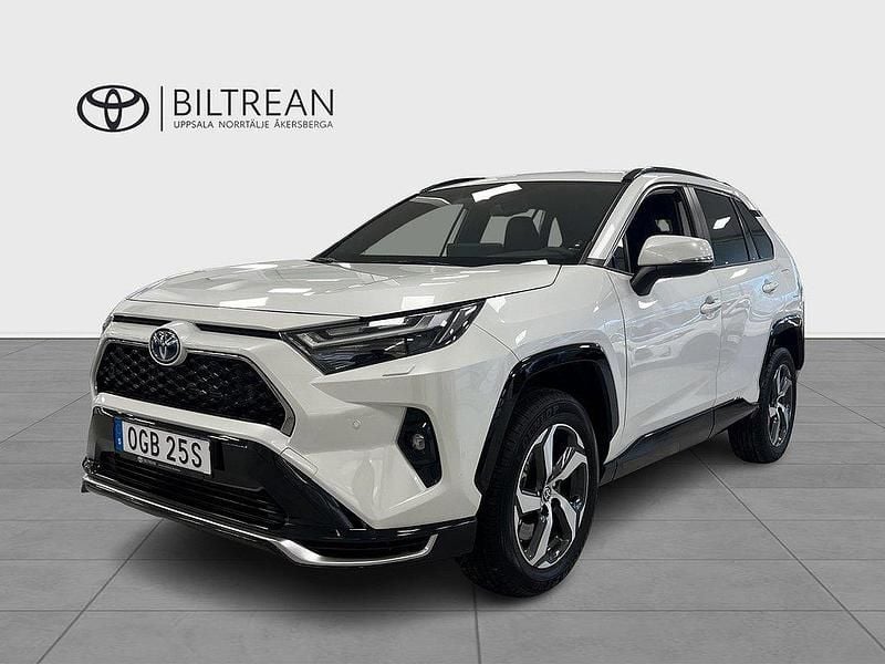 Vit Ny 2025 Toyota RAV4 Hybrid Edition SUV | 544 000 kr (Marknadspris) - Bild 1/4