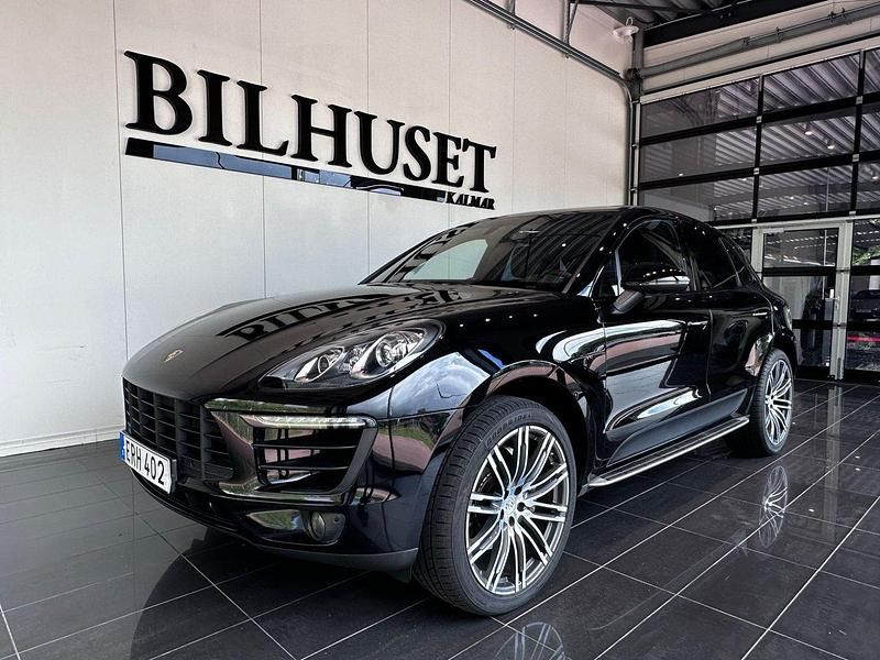 Svart Begagnad 2015 Porsche Macan S Sport SUV | 369 900 kr (Lite dyr) - Bild 1/4