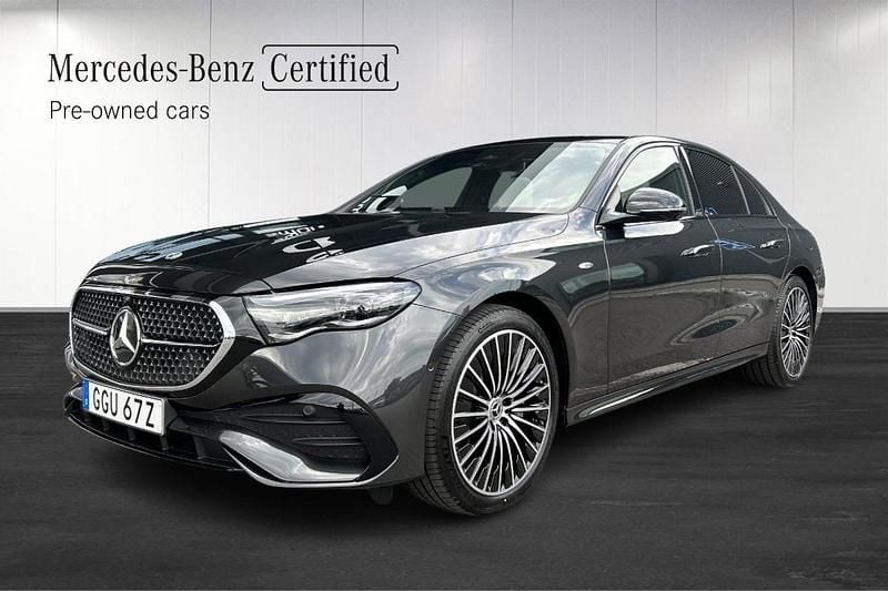 Begagnad 2025 Mercedes E300 Advanced Sedan | 699 900 kr - Bild 1/4