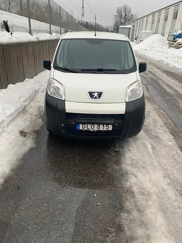 Begagnad Peugeot Bipper 75 HK (55 kW) 2014 Minibuss