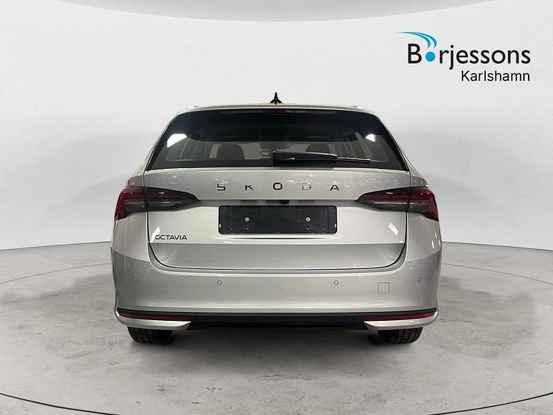 Ny Skoda Octavia 2026 Silver Kombi