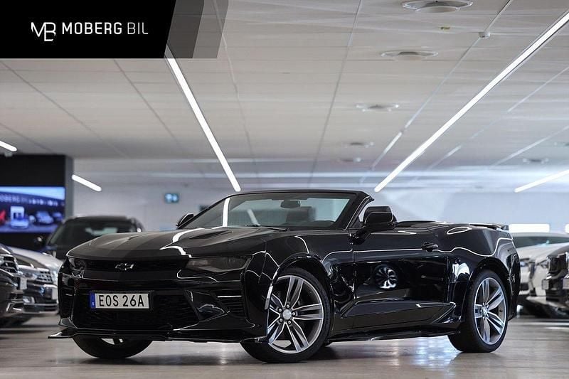 Svart Begagnad 2018 Chevrolet Camaro SS Cab | 519 900 kr (Marknadspris) - Bild 1/3