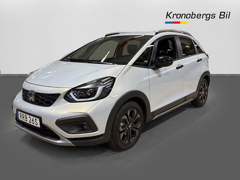 Premium sunlight white pearl Begagnad 2025 Honda Jazz Advance Halvkombi | 284 500 kr (Marknadspris) - Bild 1/4