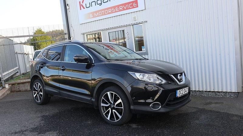 Svart Begagnad 2016 Nissan Qashqai 360º SUV | 129 900 kr (Marknadspris) - Bild 1/4