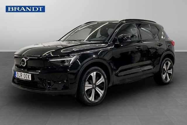 Begagnad Volvo XC40 Single Motor 175 kW (238 HK) 2023 Svart SUV