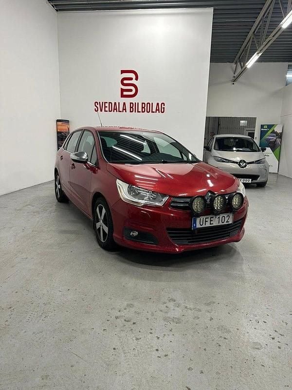 Begagnad Citroën C4 114 HK (83 kW) 2014 Röd Halvkombi