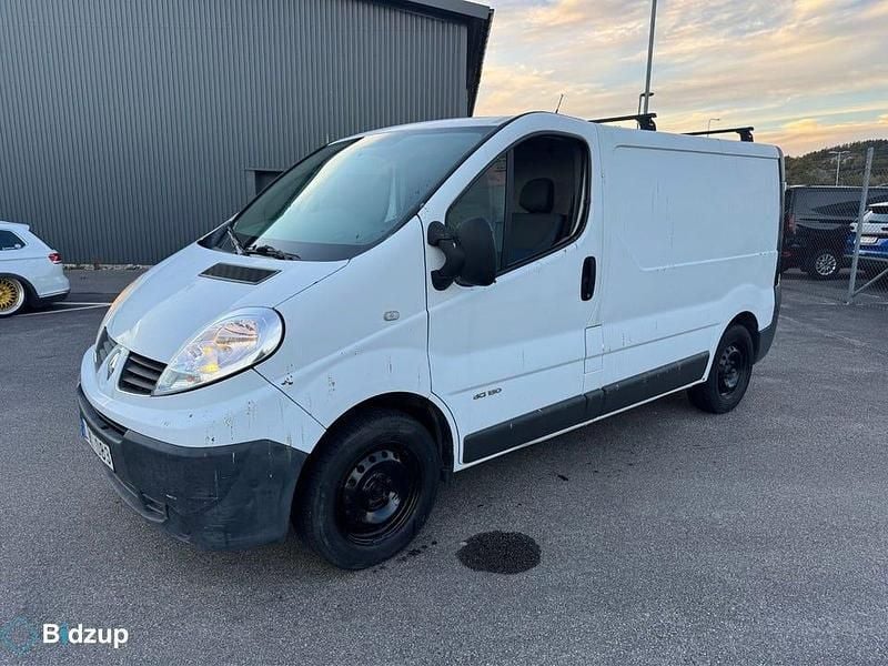 Vit Begagnad 2011 Renault Trafic Minibuss | 1 000 kr - Bild 1/4