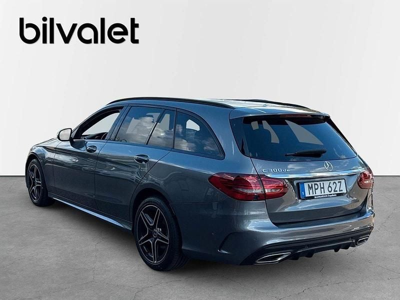 Begagnad Mercedes C300e AMG line 306 HK (225 kW) 2021 Grå Kombi