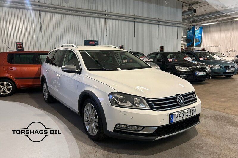 Vit Begagnad 2014 VW Passat Alltrack Kombi | 69 900 kr (Marknadspris) - Bild 1/3