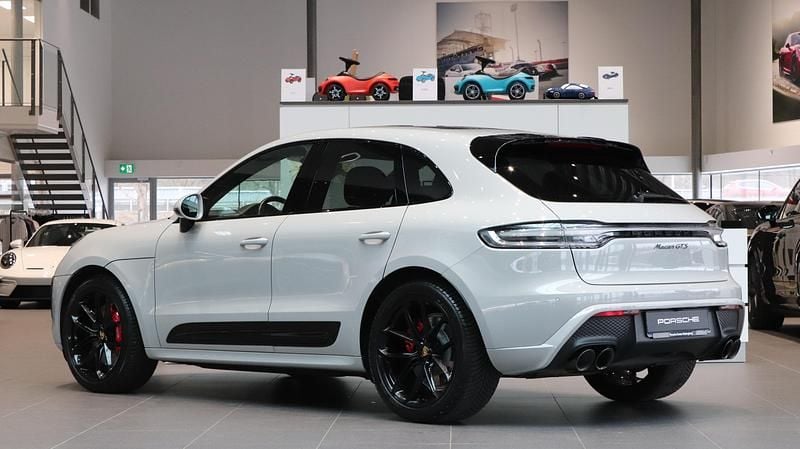 Begagnad Porsche Macan GTS 446 HK (328 kW) 2023 Ljusgrå SUV