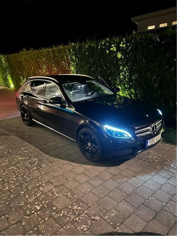 Svart Begagnad 2016 Mercedes C220 Avantgarde Kombi | 215 000 kr (Lite dyr) - Bild 1/4
