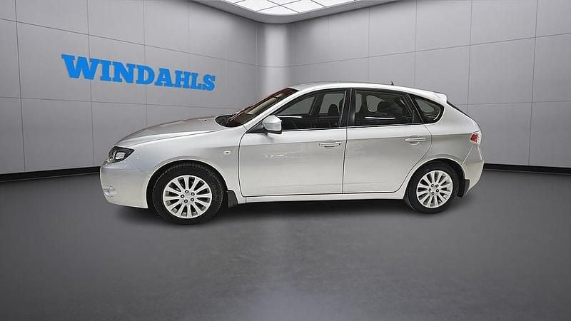Silver Begagnad 2010 Subaru Impreza Halvkombi | 98 000 kr (Dyr) - Bild 1/4