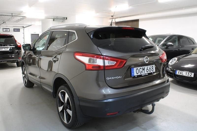 Begagnad Nissan Qashqai Tekna 116 HK (85 kW) 2016 Brun SUV
