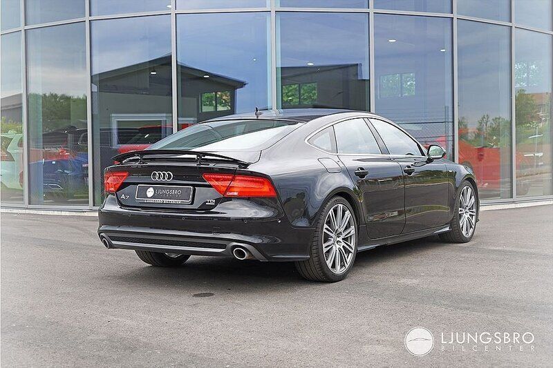Begagnad Audi A7 Exclusive 245 HK (180 kW) 2011 Svart Halvkombi