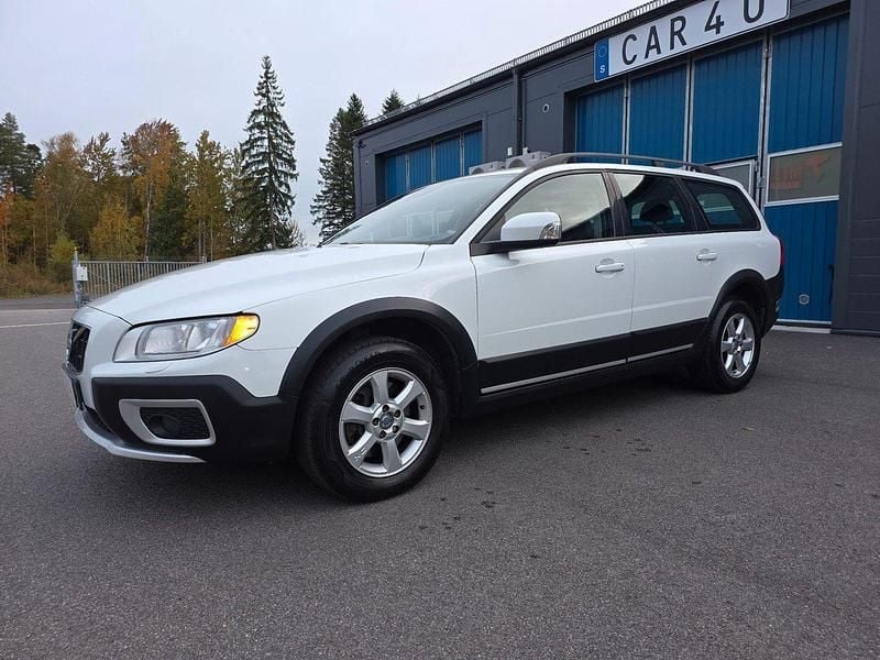 Vit Begagnad 2012 Volvo XC70 SUV | 84 900 kr (Marknadspris) - Bild 1/4
