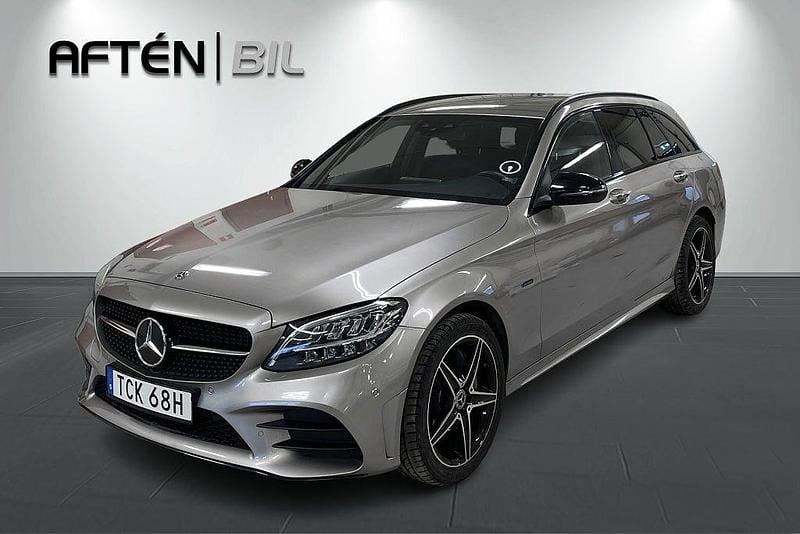 Silver Begagnad 2021 Mercedes C300e AMG Kombi | 304 900 kr (Superpris) - Bild 1/3