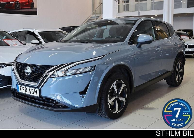 Ljusgrå Begagnad 2022 Nissan Qashqai 360º SUV | 259 000 kr (Bra pris) - Bild 1/4