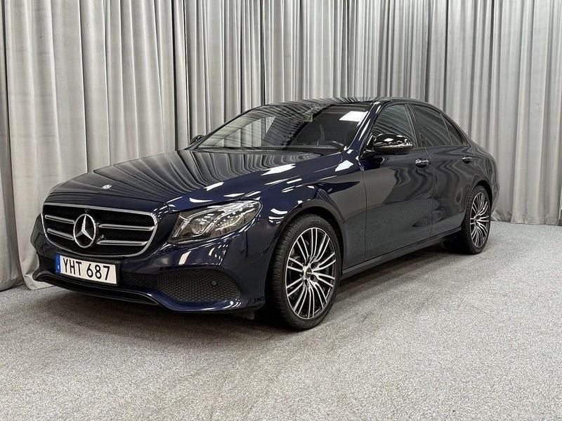 Begagnad Mercedes E350 Avantgarde 258 HK (189 kW) 2016 Mörkblå Sedan