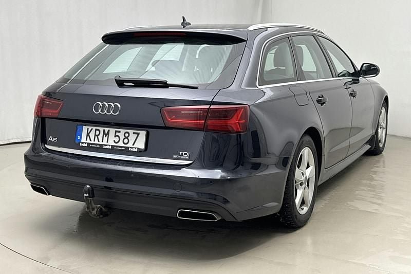 Begagnad Audi A6 190 HK (139 kW) 2018 Blå Kombi