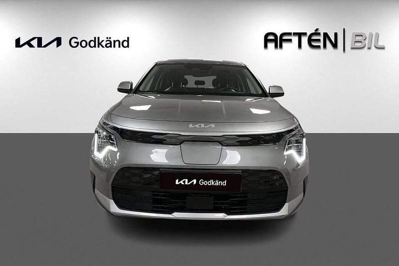 Begagnad Kia e-Niro 150 kW (204 HK) 2024 Grå SUV