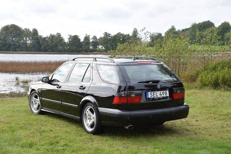 Svart Begagnad 2000 Saab 9-5 Aero Kombi | 18 500 kr (Bra pris) - Bild 1/4