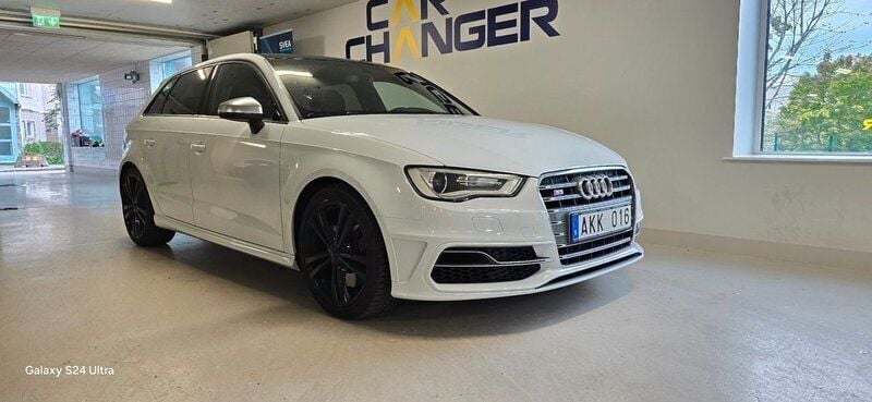 Vit Begagnad 2014 Audi S3 Halvkombi | 299 900 kr (Marknadspris) - Bild 1/4