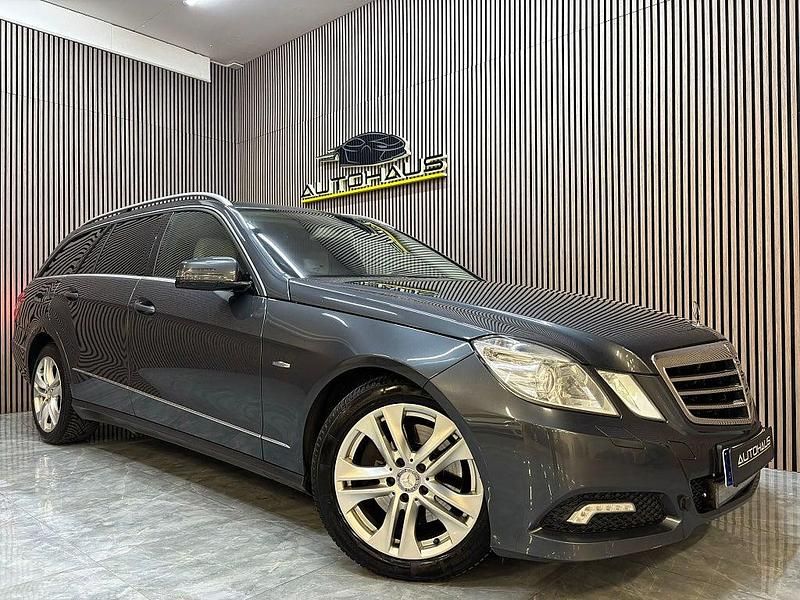 Mörkgrå Begagnad 2010 Mercedes E350 Avantgarde Kombi | 119 900 kr (Marknadspris) - Bild 1/4