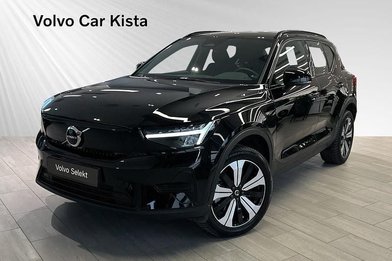 Svart Begagnad 2022 Volvo XC40 Single Motor SUV | 309 900 kr (Bra pris) - Bild 1/3