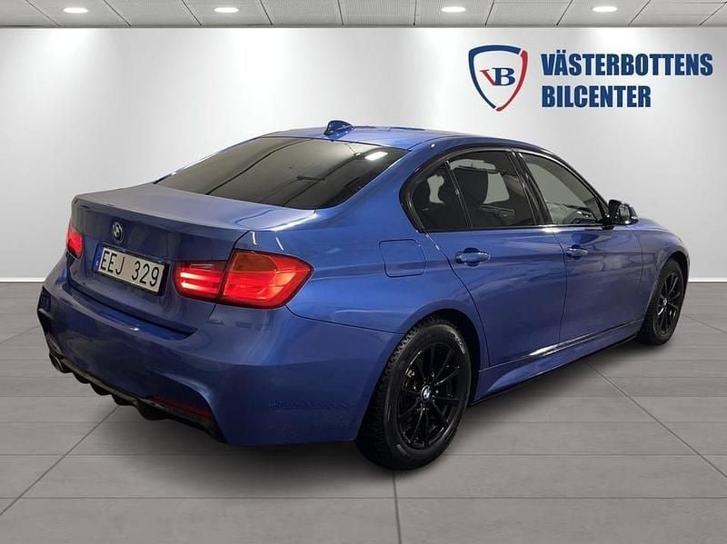Begagnad BMW 320 M Sport 184 HK (135 kW) 2014 Blå Sedan