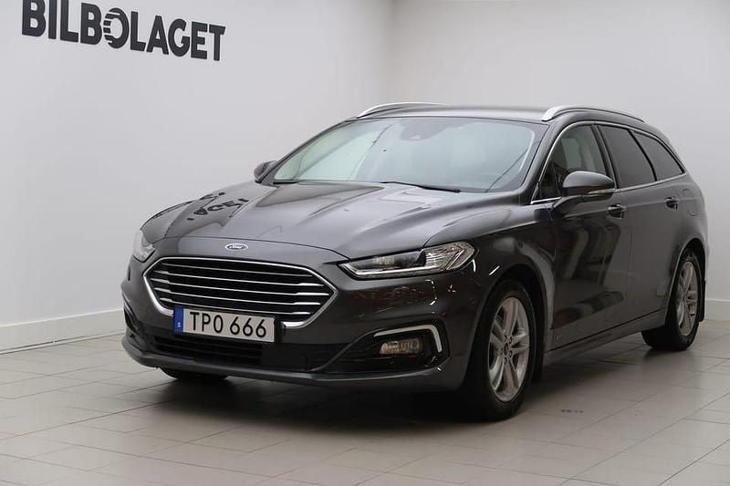 Grå Begagnad 2019 Ford Mondeo Kombi | 209 800 kr (Dyr) - Bild 1/4