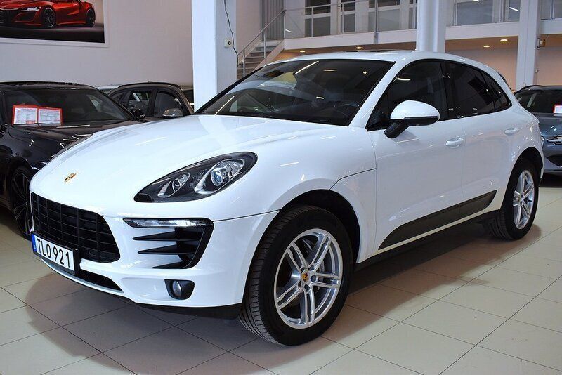 Vit Begagnad 2014 Porsche Macan S Sport SUV | 329 000 kr (Marknadspris) - Bild 1/4