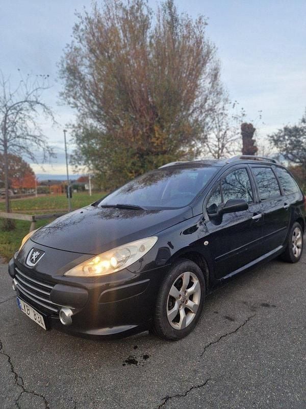 Svart Begagnad 2007 Peugeot 307 Kombi | 26 500 kr (Marknadspris) - Bild 1/4