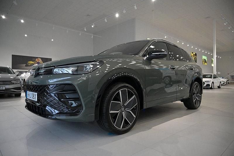 Ny 2026 VW Tiguan R-line Edition SUV | 638 100 kr (Lite dyr) - Bild 1/3