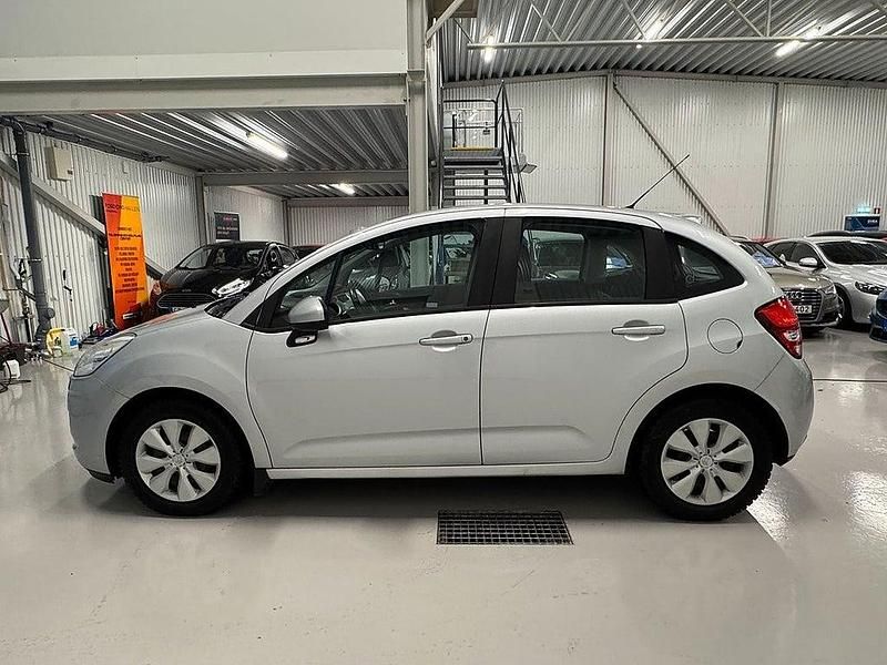 Begagnad Citroën C3 74 HK (54 kW) 2011 Silver Halvkombi