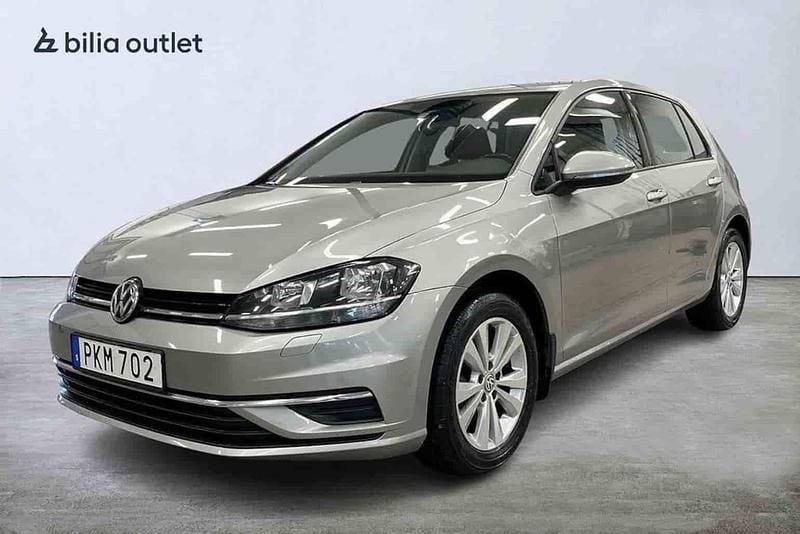 Silver Begagnad 2017 VW Golf VII Halvkombi | 129 900 kr (Marknadspris) - Bild 1/1