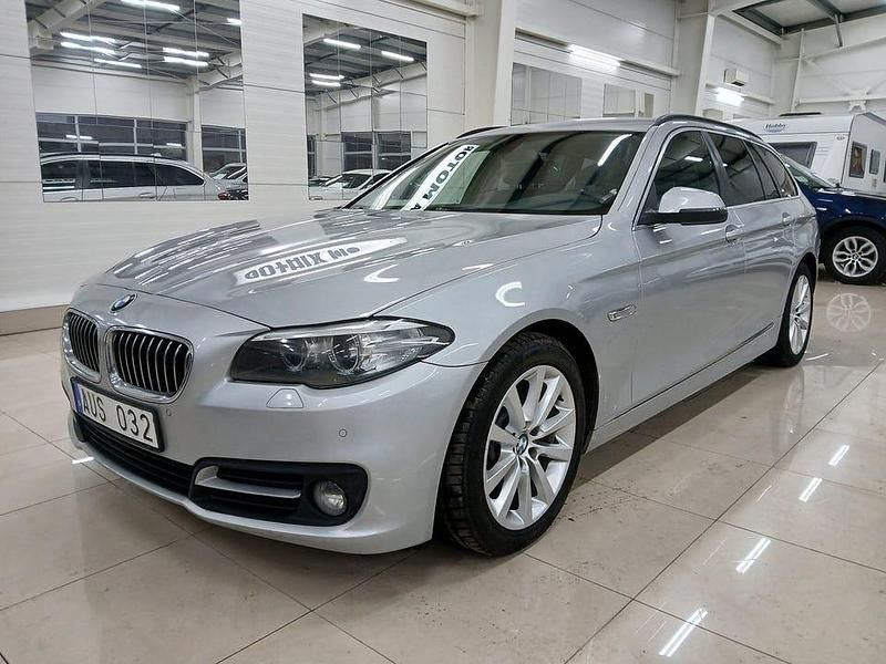 Silver Begagnad 2014 BMW 520 Kombi | 114 900 kr (Marknadspris) - Bild 1/4