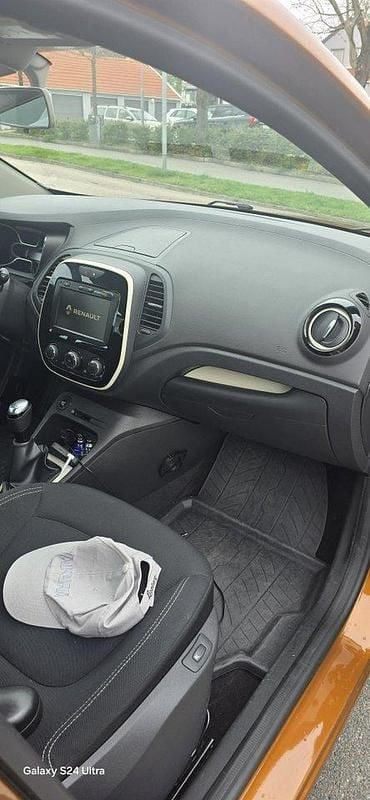Begagnad 2020 Renault Captur SUV | 125 000 kr (Marknadspris) - Bild 1/4
