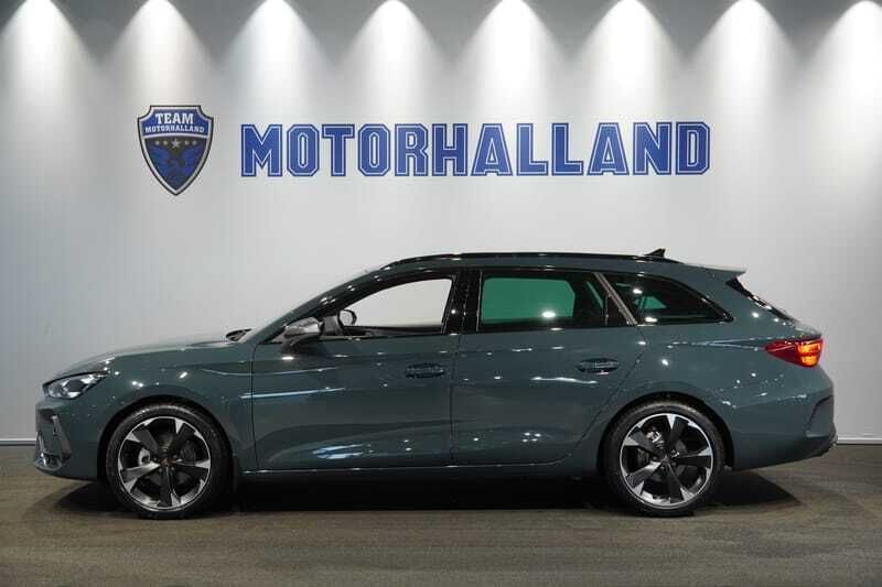 Blå Ny 2025 Cupra Leon Kombi | 389 000 kr (Lite dyr) - Bild 1/4