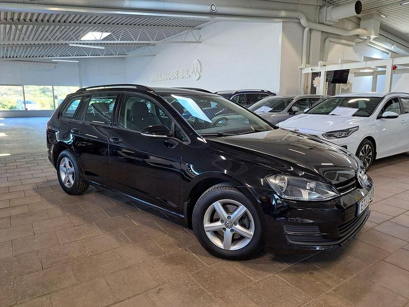 Svart Begagnad 2015 VW Golf VII Kombi | 118 500 kr (Bra pris) - Bild 1/4