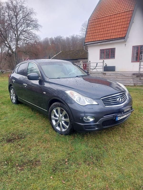 Blågrå metallic Begagnad 2010 Infiniti Ex30 SUV | 105 000 kr - Bild 1/4
