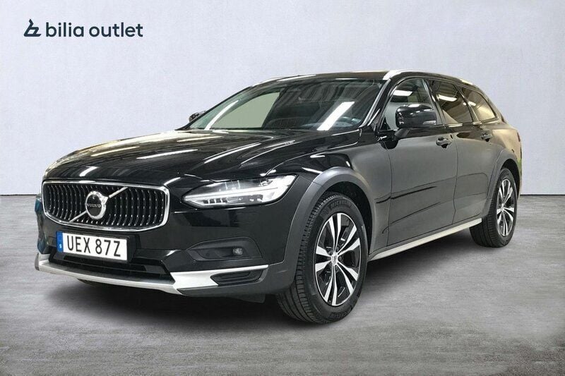 Svart Begagnad 2022 Volvo V90 CC Kombi | 319 900 kr (Marknadspris) - Bild 1/3