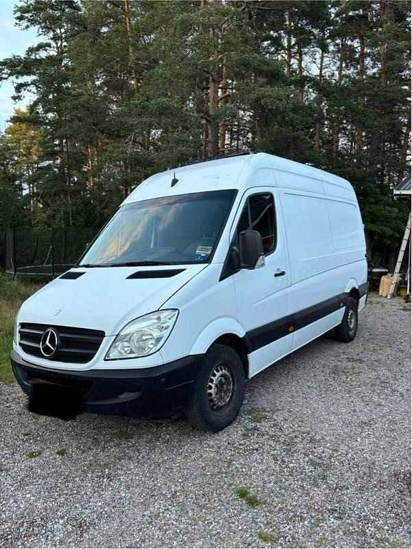 Vit Begagnad 2011 Mercedes Sprinter Van | 225 000 kr - Bild 1/4