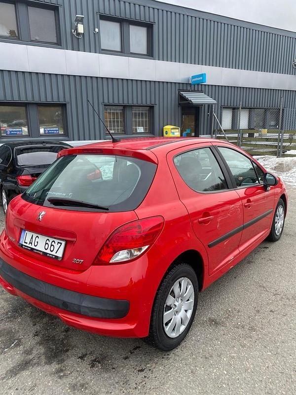 Begagnad 2010 Peugeot 207 | 22 499 kr (Bra pris) - Bild 1/4