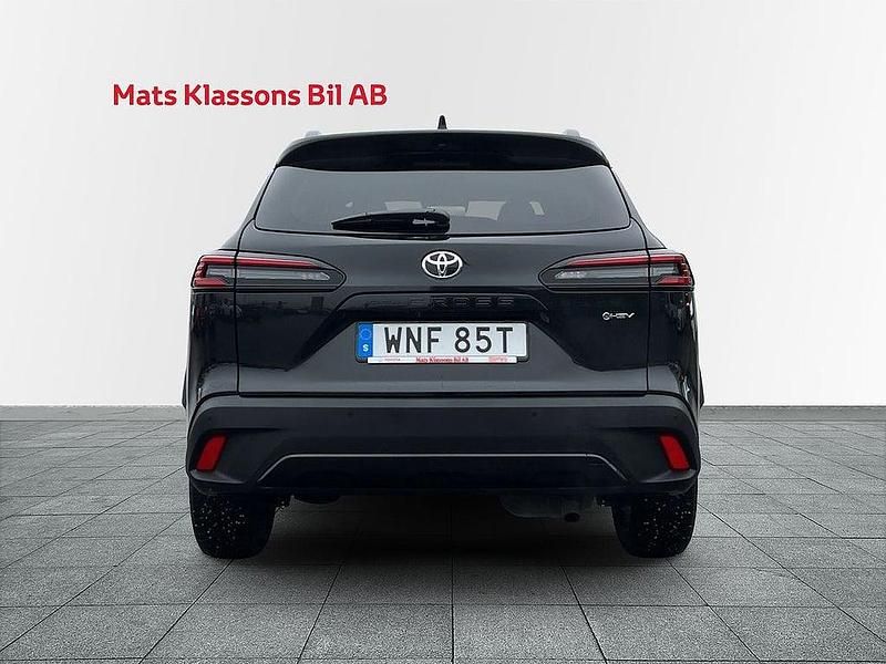 Begagnad Toyota Corolla Cross Style 141 HK (103 kW) 2025 Svart SUV
