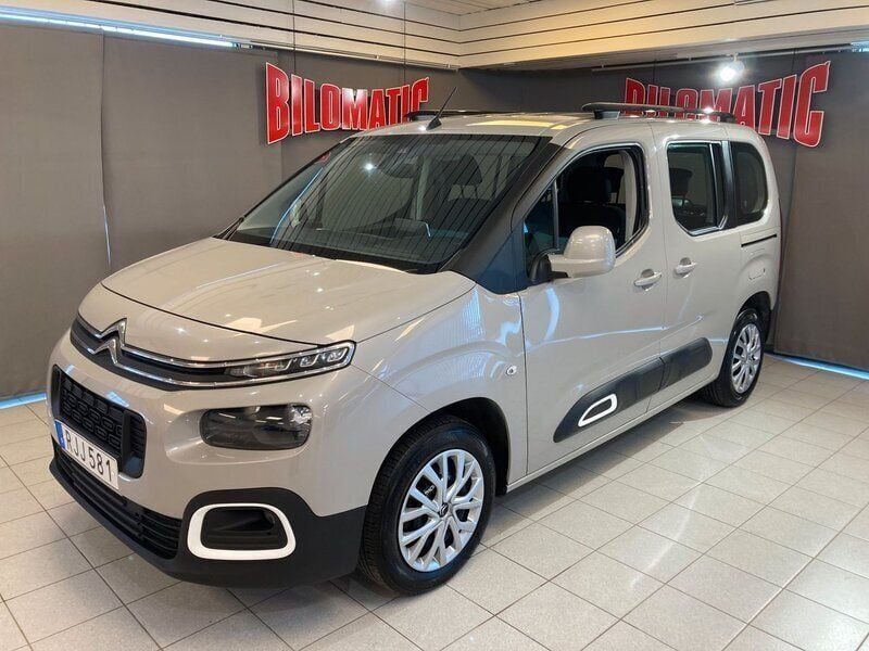 Brun Begagnad 2018 Citroën Berlingo PureTech Minibuss | 144 000 kr (Marknadspris) - Bild 1/4