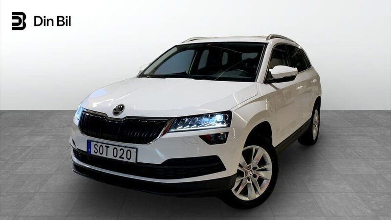 Vit Begagnad 2021 Skoda Karoq Style SUV | 229 500 kr (Marknadspris) - Bild 1/4