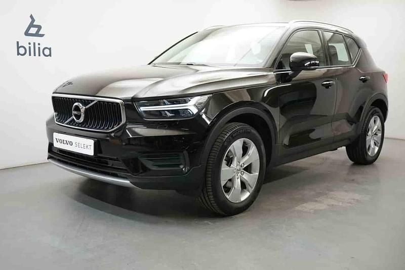 Svart Begagnad 2022 Volvo XC40 SUV | 259 900 kr - Bild 1/1