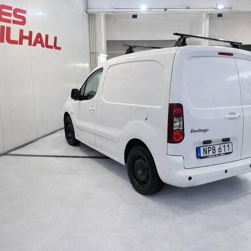 Begagnad Citroën Berlingo 99 HK (72 kW) 2018 Vit Minibuss