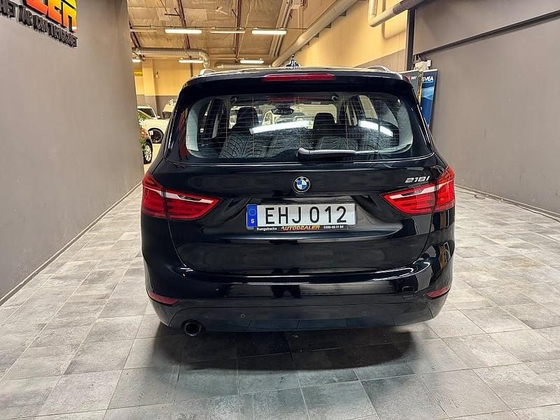 Begagnad BMW 218 Advantage 136 HK (100 kW) 2017 Svart Kombi